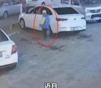 10岁小学生见路旁车没锁直接开走 这么早就拿证了