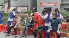 来宾市卫生学校开展“健康义诊进社区 民族团结一家亲”志愿服务活动