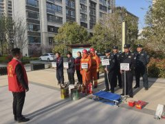 上河时代社区：消防演练进社区 筑牢安全“防火墙”
