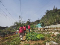 永兴社区开展＂禁种铲毒正当时 宣传踏查齐上阵＂活动