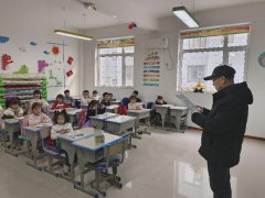 【幸福学堂】黄龙街道十字街社区联合巧学妙计学府幼儿园开展“护航青春 守