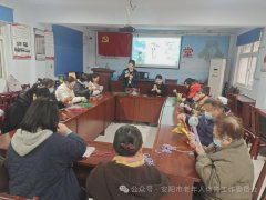 北关区灯塔路街道开展“巧制艾草锤 敬老爱相随”活动