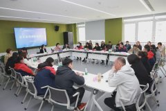 社区治理困惑多？自治团队培育难？虹梅街道“虹”心引领书记工作室请专家来