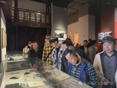 江苏路街道大学路社区开展“爱我国防 爱我海军”全民国防教育主题活动