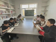 嫩江镇繁华社区开展“感受书香魅力，争做成语达人”世界读书日主题活动