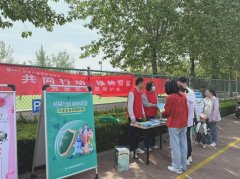 莱州城市社区卫生服务中心开展“4.25全国儿童预防接种日”活动