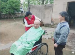 池河镇岱山社区：爱心义剪 情暖民心