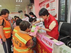 湖滨街道开展《中华人民共和国职业病防治法》 宣传周活动