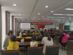 西湖社区妇儿驿站：“儿童友好 绘本课《阿诗有块大花布》”活动点燃孩子们