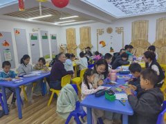 【岭秀城社区·益童乐园】“特别的爱，给特别的您”母亲节主题活动