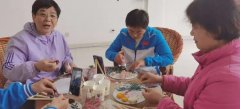 温泉街道领海社区 【最美五月天，爱在母亲节】