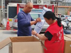 建安门街道社工站 | 发放辅助器具 增进民生福祉