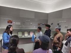 社区委联合社市委和淞南镇开展“科普之旅”活动