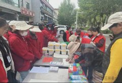 细新村社区新时代文明实践站联合向阳社区开展“垃圾资源化，分类必先行”主