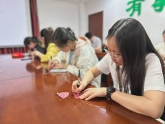 东庄社区：“520”青春心向党 表白正当时