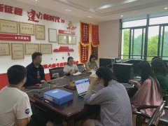 成都市青羊区草堂街道社区社会组织联合会召开例会