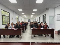 “舞动手指，健康相伴”——“健脑手指操”学习活动