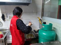 安全生产 | 柳影街道农安南街社区开展沿街商铺消防安全检查及宣传活动