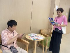 市北社区开展“小扇子 大宣传”整治非法地卫宣传活动