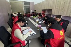 望湖社区党委开展“再造新辉煌，我要怎么干”解放思想大讨论活动
