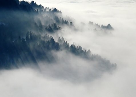 湛江哪里好玩 大海-灯塔-游船的浪漫